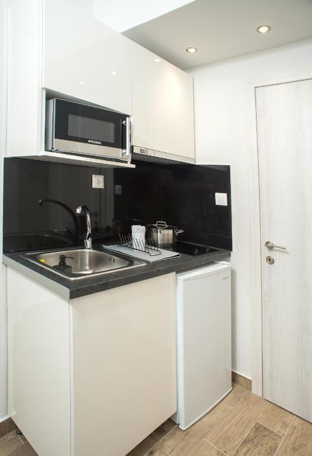 Lux Vip Apartments Peraia  Exterior photo